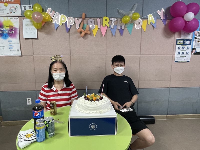 KakaoTalk_20230801_185414800_02.jpg