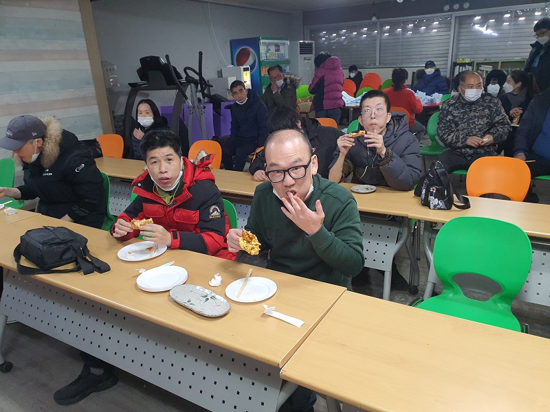 KakaoTalk_20221223_223705318_11.jpg