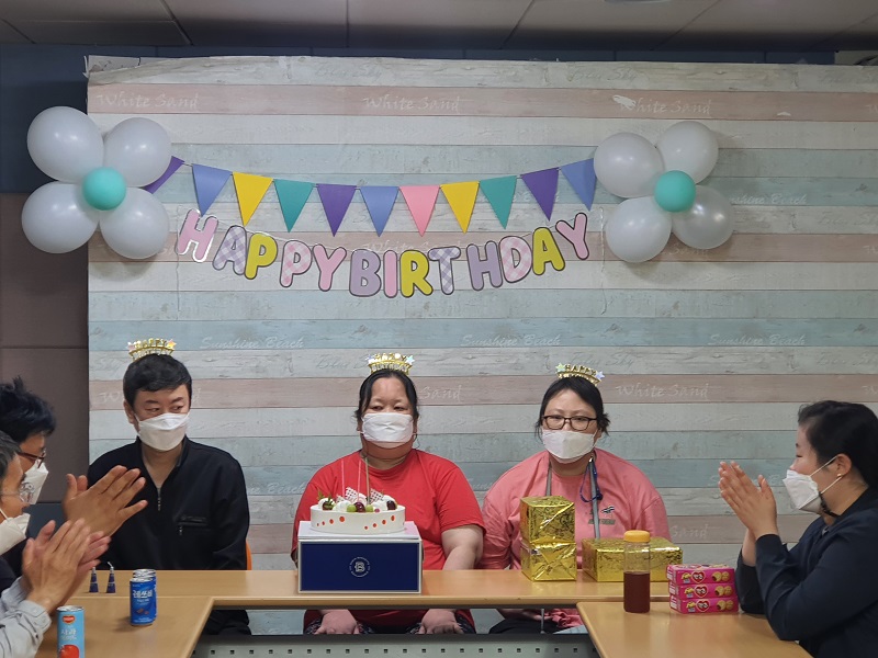 KakaoTalk_20220426_170001613_04.jpg